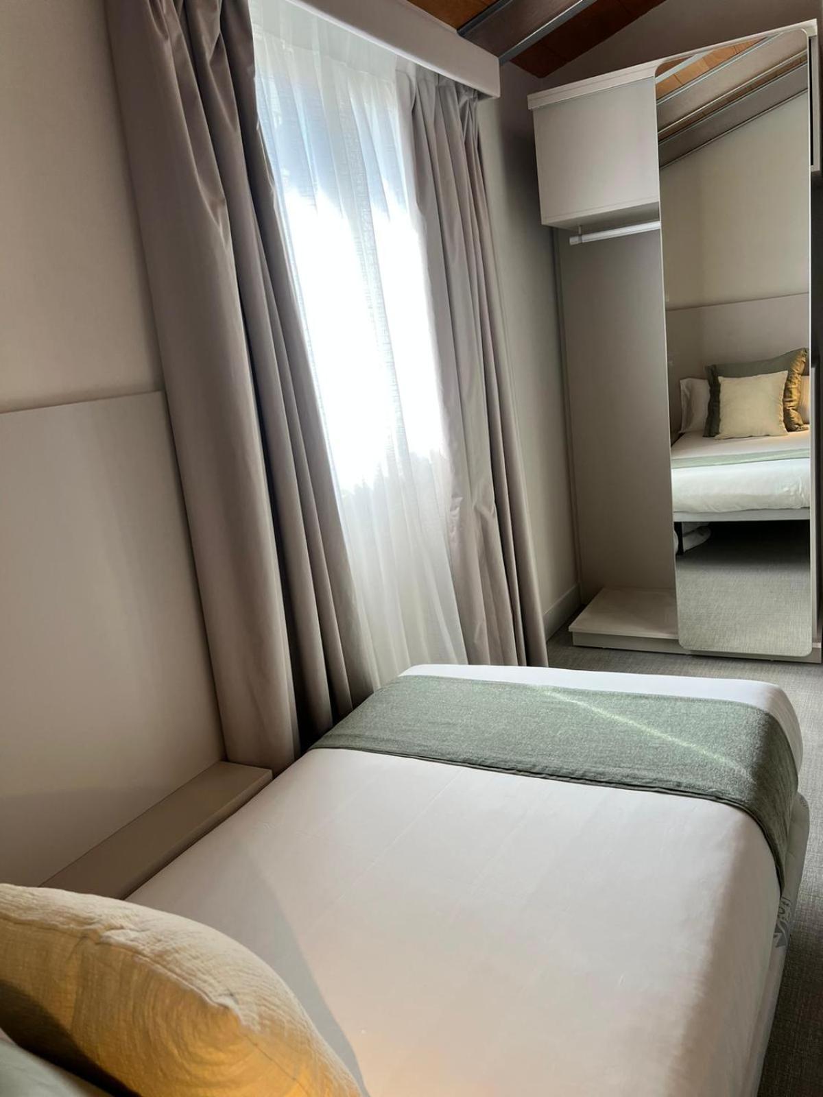 Vtz Hotel San Valero Saragossa Zewnętrze zdjęcie